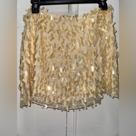 BCBGMaxAzria Dresses & Skirts - BCBGMaxAzria Eurosummer sequin sheer mini skirt size 4 cream/yellow mermaidcore
